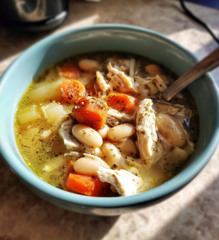 slow cooker chicken white bean soup